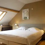 Le Beau Hotel